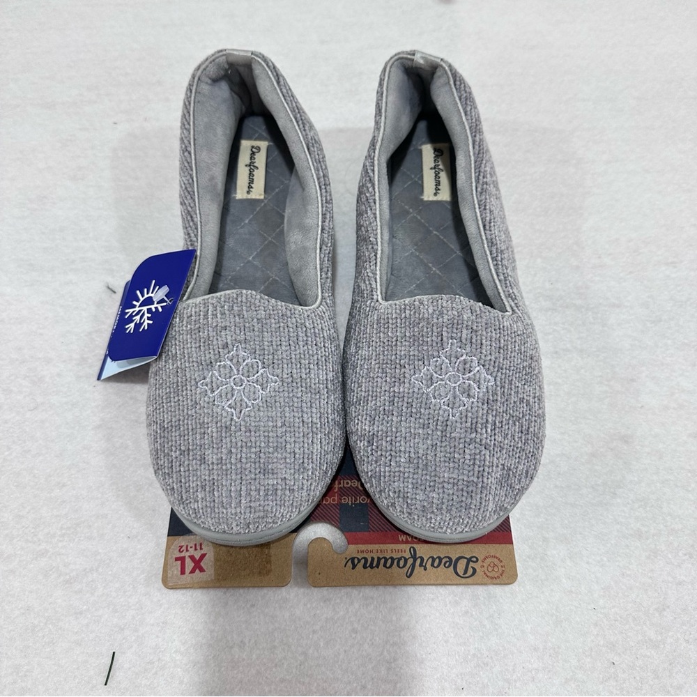 Women’s Grey Dearfoams Slippers
